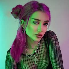 lizzielestrange asmr age fm Read LizzieLestrange ASMR's bio and find out more about LizzieLestrange ASMR's songs, albums, and chart history